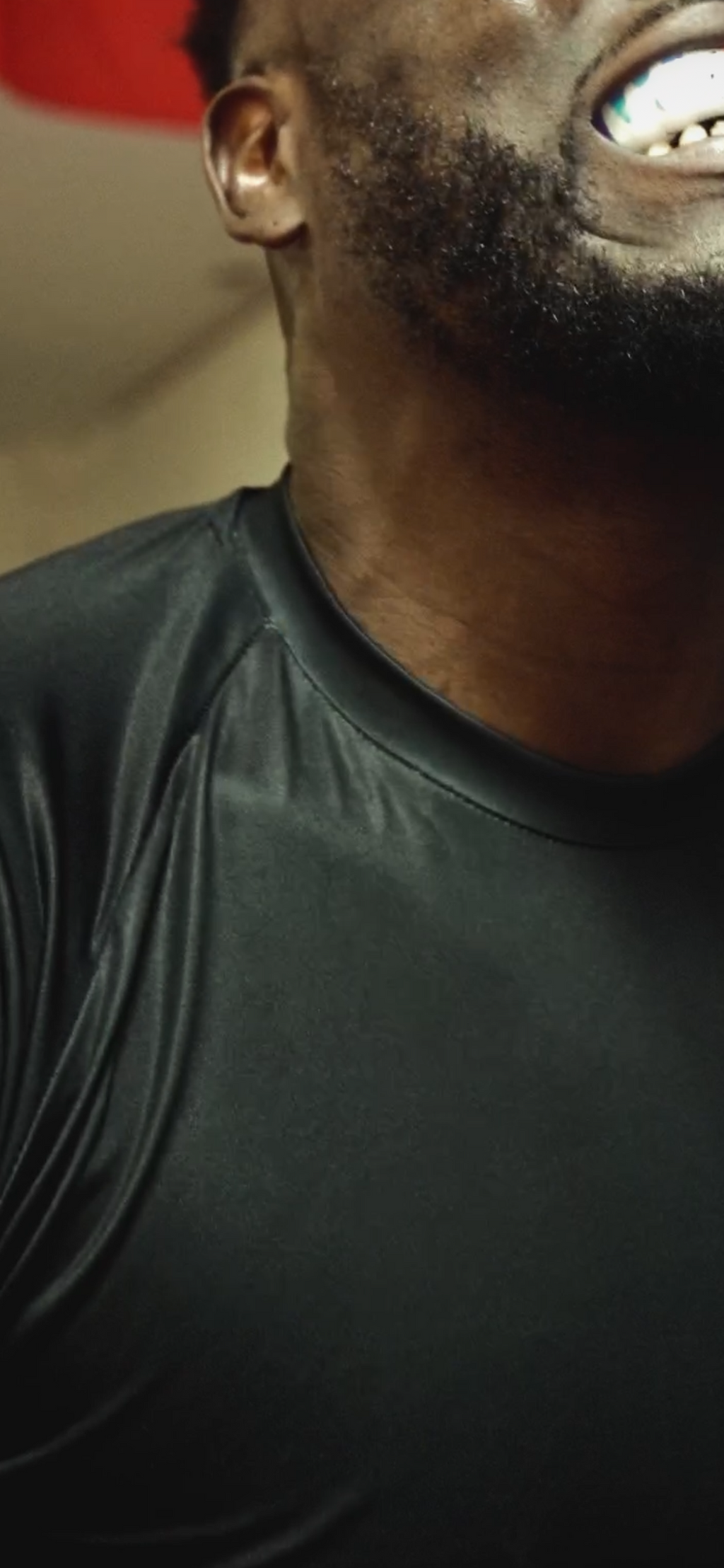 RASHGUARD HAUT MANCHES COURTES MADE IN FRANCE